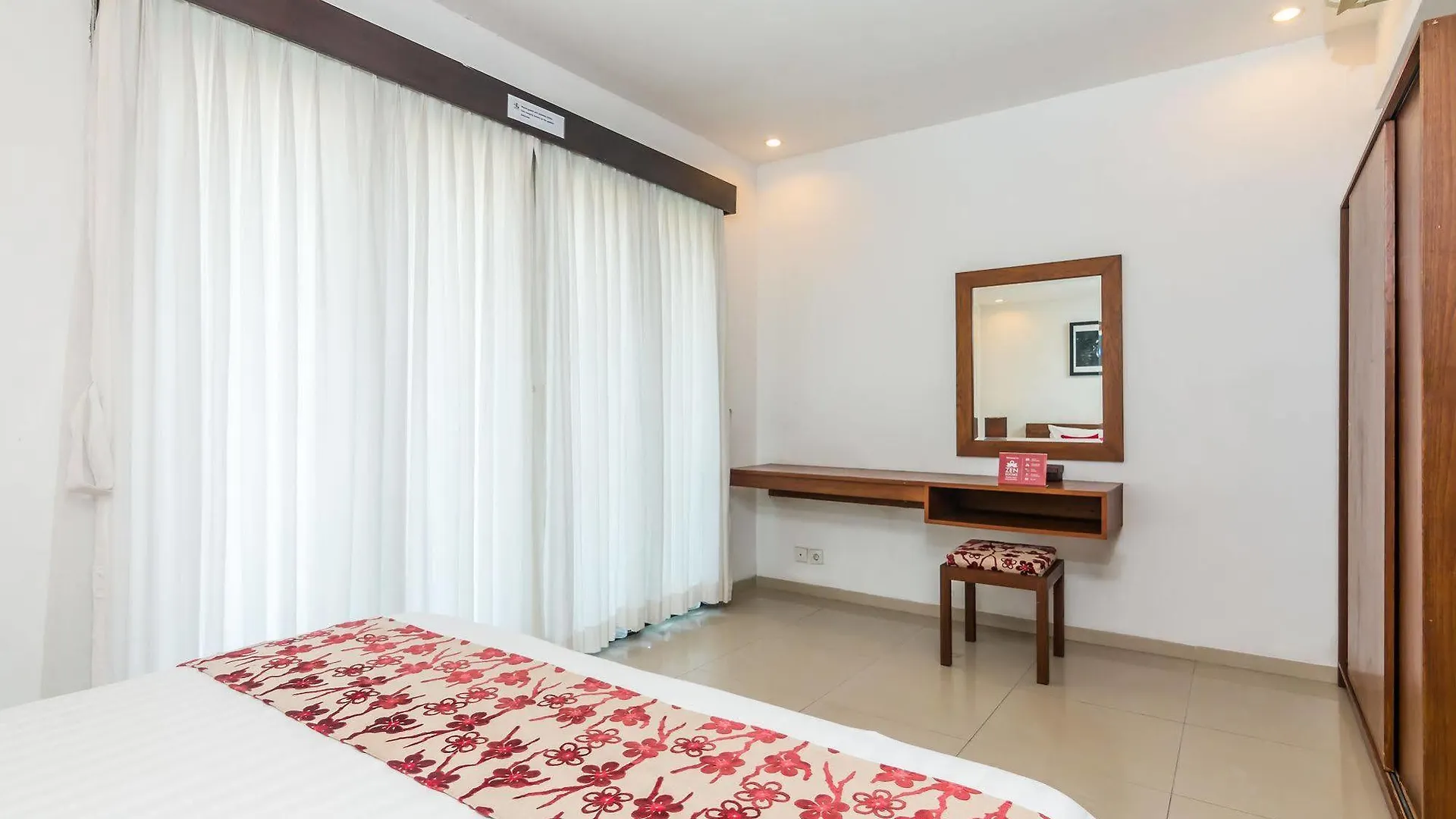 Zen Rooms Dewi Ratih Seminyak Kuta  Indonesia
